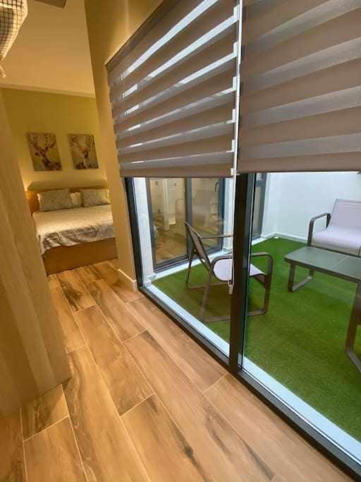 Luxury Downtown Apartment *